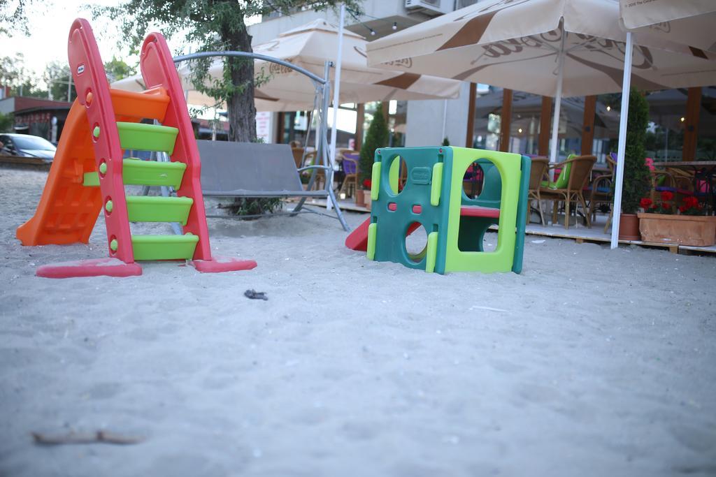 Hotel Agapi Mamaia Exterior photo