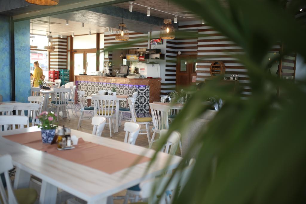 Hotel Agapi Mamaia Exterior photo